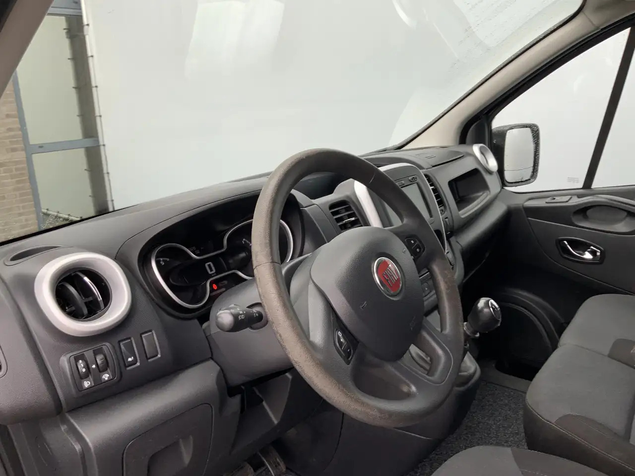 Fiat Talento 1.6 MJ EcoJet L2H1 Airco Cruise 3 Zits Navi Trekha - Dubă: Foto 5 Fiat Talento 1.6 MJ EcoJet L2H1 Airco Cruise 3 Zits Navi Trekha - Dubă: Foto 5