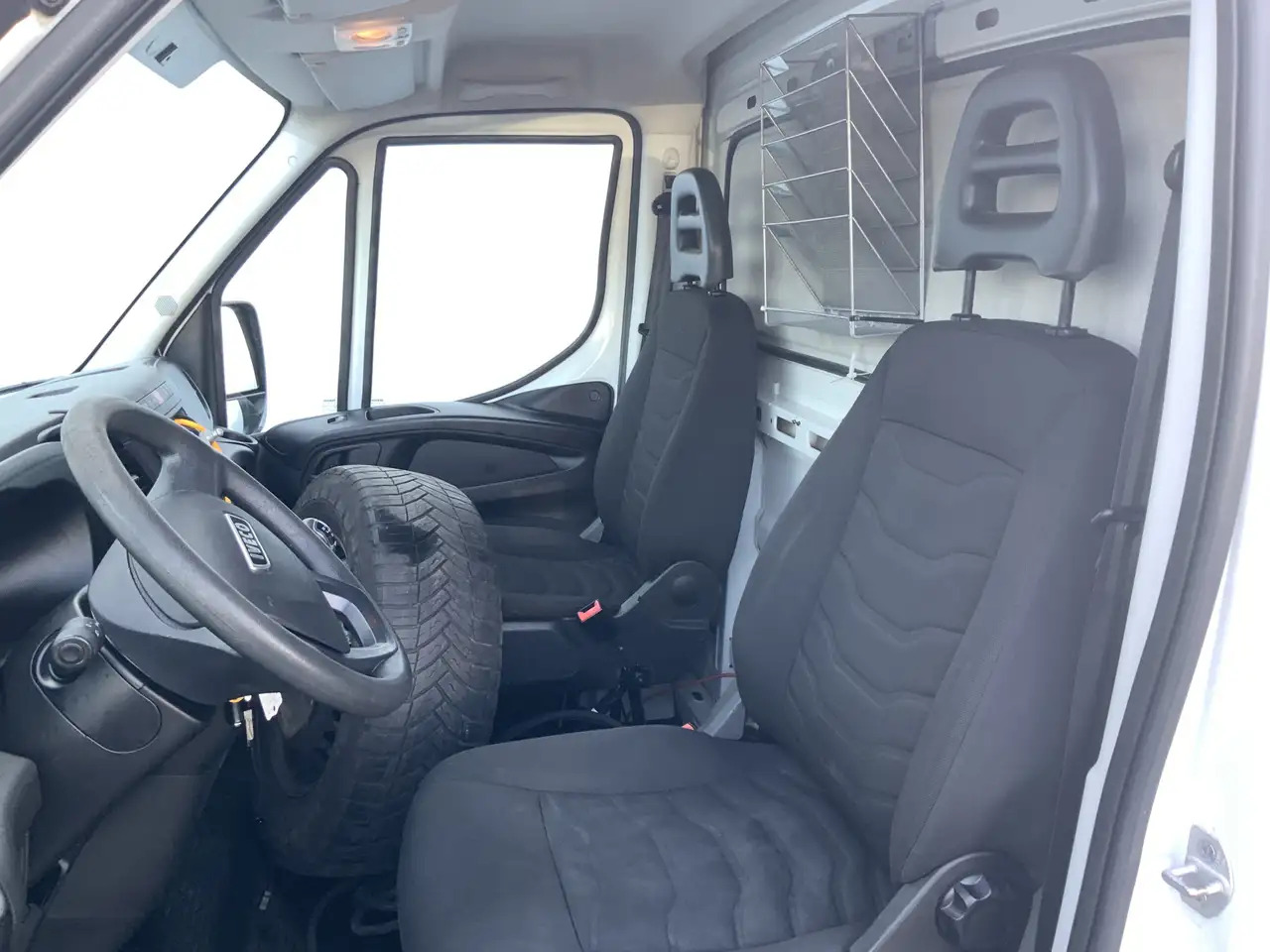 Iveco Daily 35S13 2.3 345 IJswagen -0.40 gr 10 deuren Euro 5 B - Autoutilitară frigorifica: Foto 5 Iveco Daily 35S13 2.3 345 IJswagen -0.40 gr 10 deuren Euro 5 B - Autoutilitară frigorifica: Foto 5