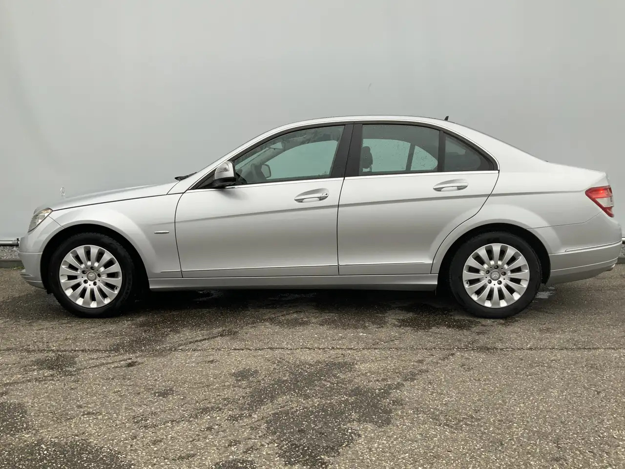 Mercedes-Benz C 200 K Elegance UNIEK ! Airco Compressor Alu Velg Euro - Berlină/ Sedan: Foto 3 Mercedes-Benz C 200 K Elegance UNIEK ! Airco Compressor Alu Velg Euro - Berlină/ Sedan: Foto 3