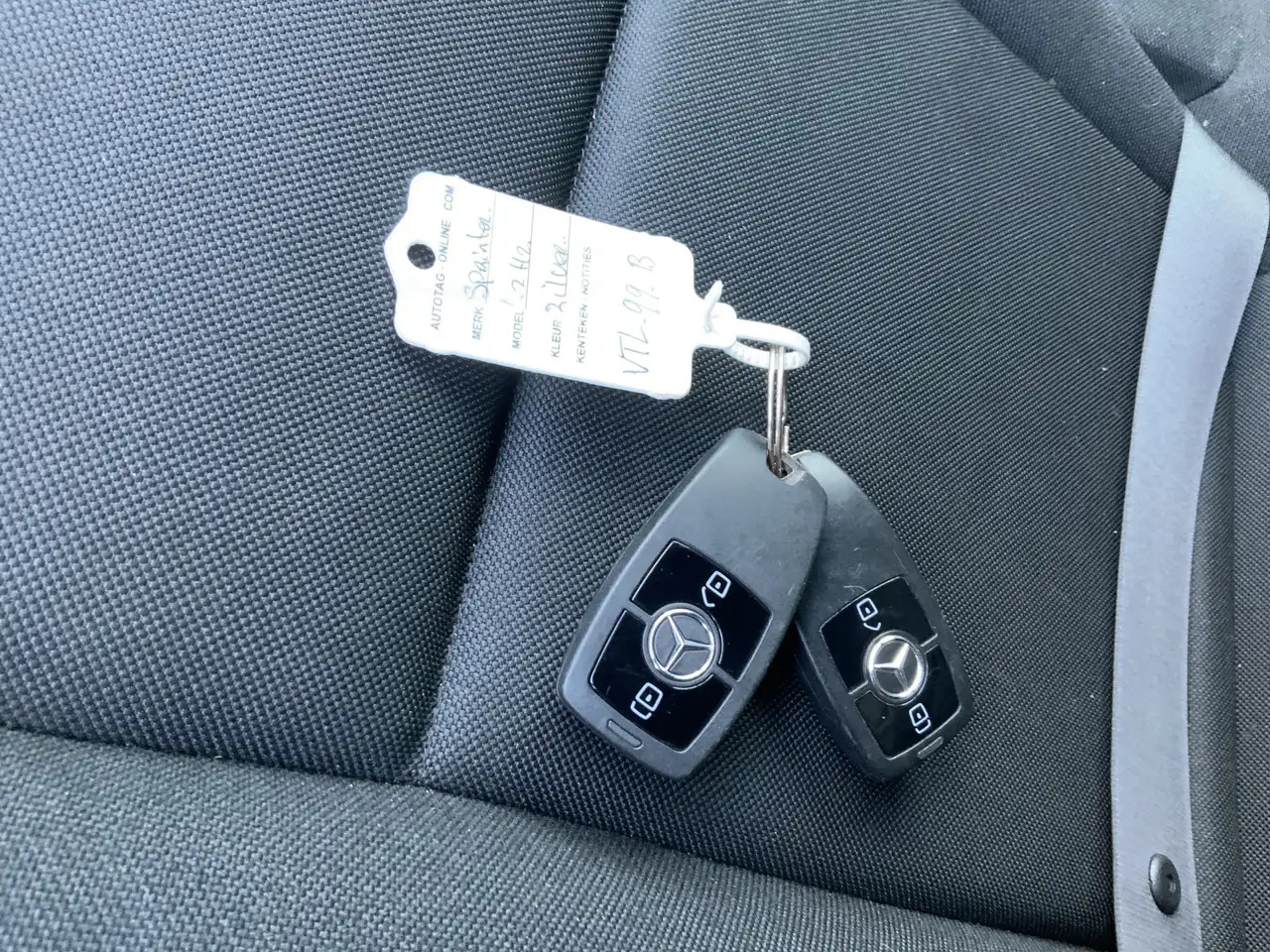 Mercedes-Benz Sprinter 314 2.2 CDI L2H2 Airco Cruise 3 Zits Trekhaak 2000 - Dubă: Foto 5 Mercedes-Benz Sprinter 314 2.2 CDI L2H2 Airco Cruise 3 Zits Trekhaak 2000 - Dubă: Foto 5