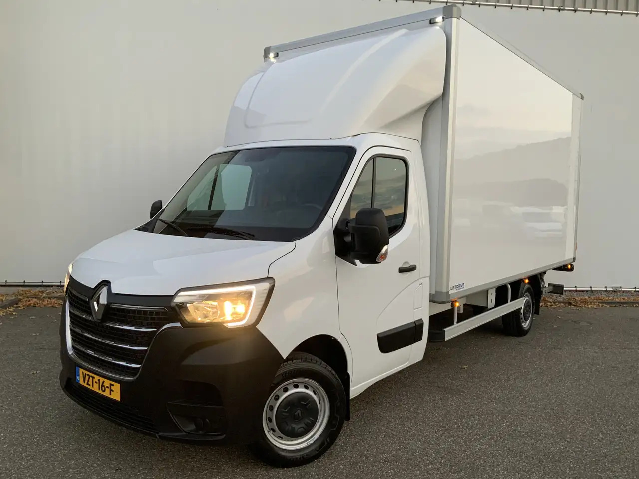 Renault Master T35 2.3 dCi 145 L3 Meubelbak&Klep Zijdeur Airco Cr - Autoutilitară box: Foto 1 Renault Master T35 2.3 dCi 145 L3 Meubelbak&Klep Zijdeur Airco Cr - Autoutilitară box: Foto 1
