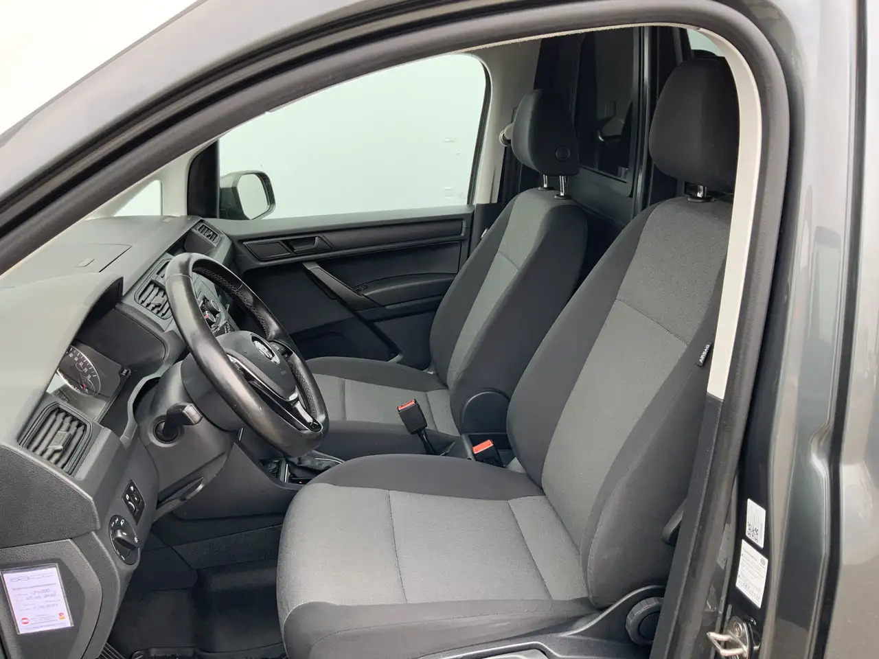 Volkswagen Caddy 2.0 TDI L2H1 AUTOMAAT BMT Maxi Exclusive Edition A - Autoutilitară compactă: Foto 4 Volkswagen Caddy 2.0 TDI L2H1 AUTOMAAT BMT Maxi Exclusive Edition A - Autoutilitară compactă: Foto 4