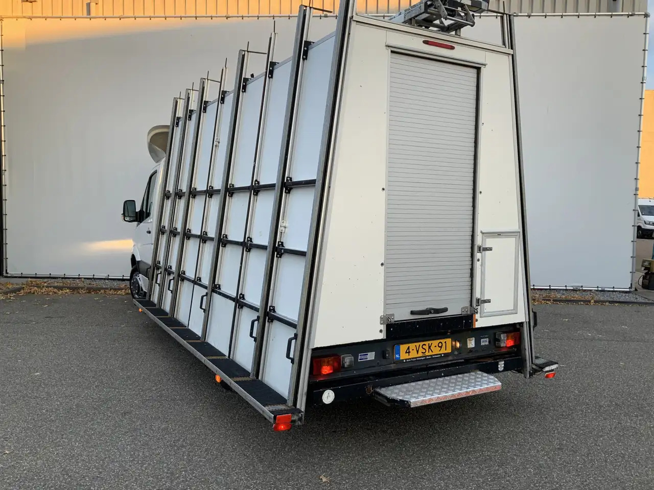 Volkswagen Crafter 35 2.0 TDI L3H1 Glasresteel Airco Cruise 3 Zits UI - Autoutilitară box, Maşina comunala: Foto 2 Volkswagen Crafter 35 2.0 TDI L3H1 Glasresteel Airco Cruise 3 Zits UI - Autoutilitară box, Maşina comunala: Foto 2