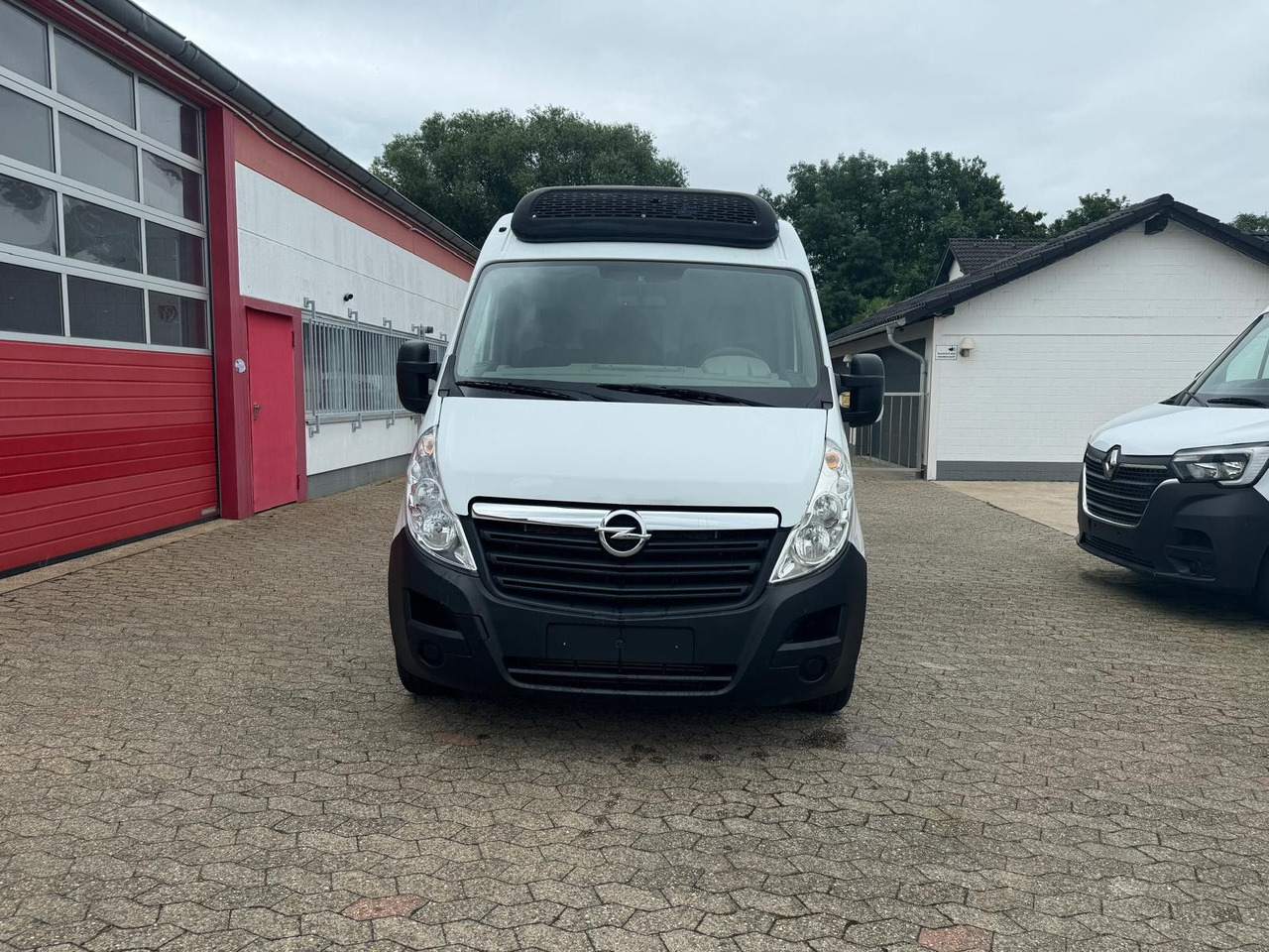 Opel Movano Kühlkastenwagen Carrier Xarios 200 L3H2 - Autoutilitară frigorifica: Foto 2 Opel Movano Kühlkastenwagen Carrier Xarios 200 L3H2 - Autoutilitară frigorifica: Foto 2