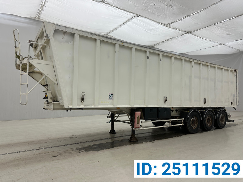 Benalu 55 cub in alu - Semiremorcă basculantă: Foto 1 Benalu 55 cub in alu - Semiremorcă basculantă: Foto 1