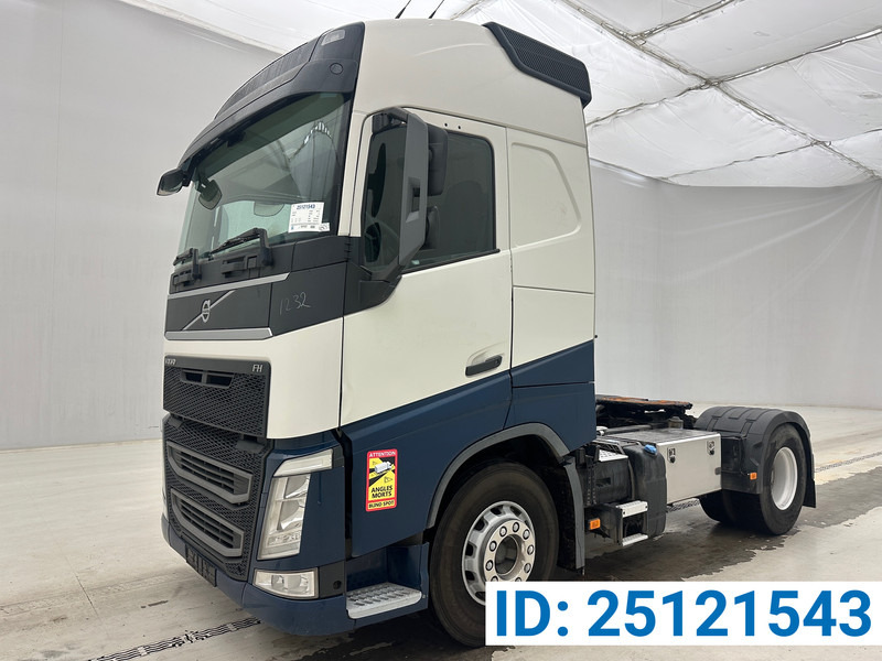 Volvo FH 420 Globetrotter - ADR - Cap tractor: Foto 1 Volvo FH 420 Globetrotter - ADR - Cap tractor: Foto 1