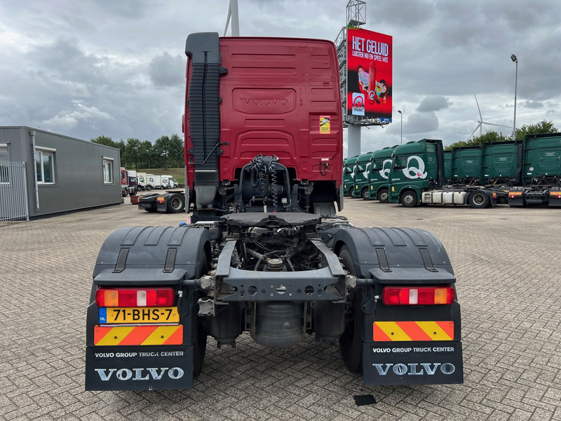 Volvo FH13.420 Globetrotter - ADR - Cap tractor: Foto 5 Volvo FH13.420 Globetrotter - ADR - Cap tractor: Foto 5