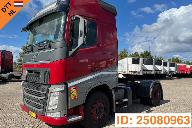 Volvo FH13.420 Globetrotter - ADR - Cap tractor: Foto 1 Volvo FH13.420 Globetrotter - ADR - Cap tractor: Foto 1