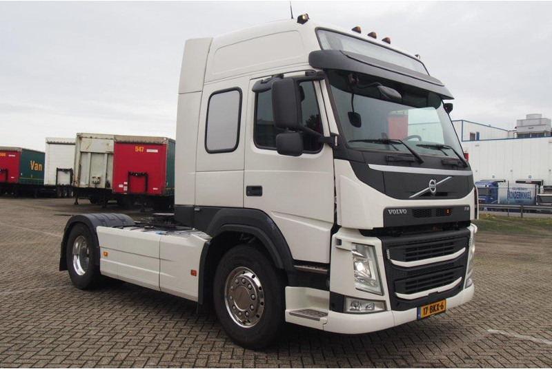 Volvo FM 410 Globetrotter - Cap tractor: Foto 3 Volvo FM 410 Globetrotter - Cap tractor: Foto 3