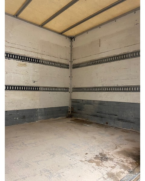 Iveco 120E17 - Camion furgon: Foto 4 Iveco 120E17 - Camion furgon: Foto 4