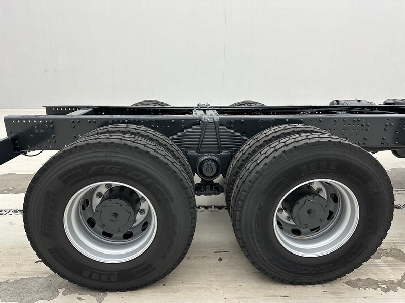 Iveco Trakker 380 - 6x4 - Camion şasiu: Foto 5 Iveco Trakker 380 - 6x4 - Camion şasiu: Foto 5