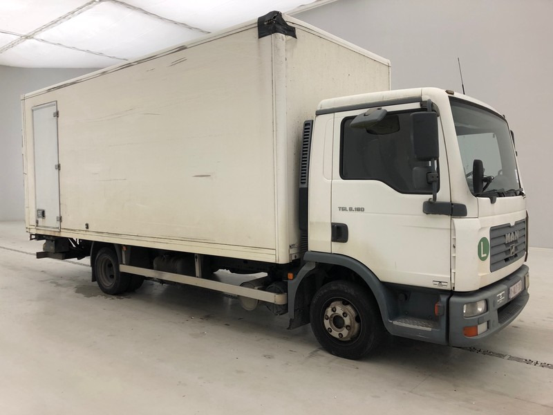 MAN TGL 8.180 - Camion furgon: Foto 3 MAN TGL 8.180 - Camion furgon: Foto 3