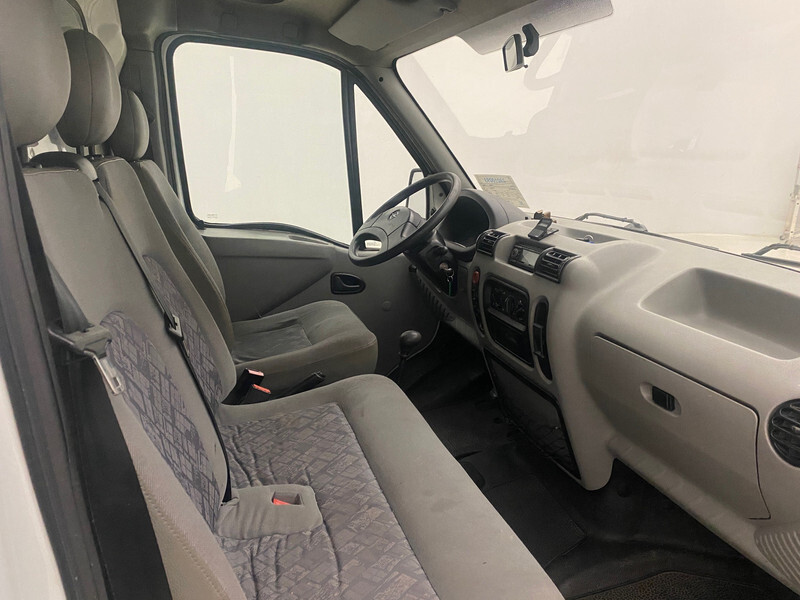 Opel Movano - Dubă: Foto 4 Opel Movano - Dubă: Foto 4