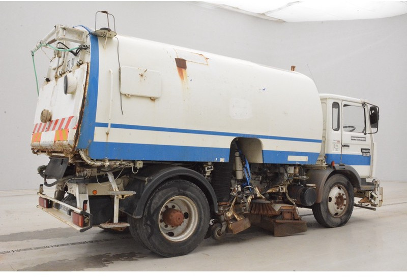 Renault Midliner S150 - RHD - Măturătoare stradală: Foto 5 Renault Midliner S150 - RHD - Măturătoare stradală: Foto 5