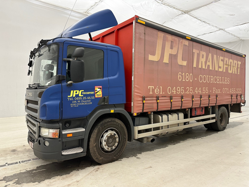 Scania P230 - Camion cu prelată: Foto 2 Scania P230 - Camion cu prelată: Foto 2