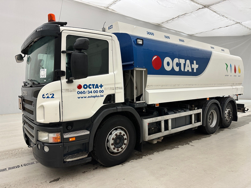 Scania P360 - 6x2 - Camion cisternă: Foto 1 Scania P360 - 6x2 - Camion cisternă: Foto 1