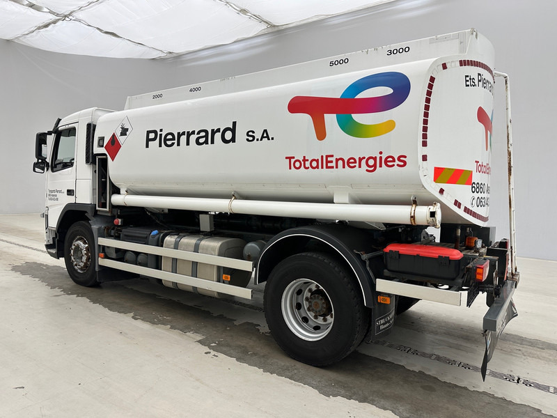 Camion cisternă Volvo FM400: Foto 6 Camion cisternă Volvo FM400: Foto 6