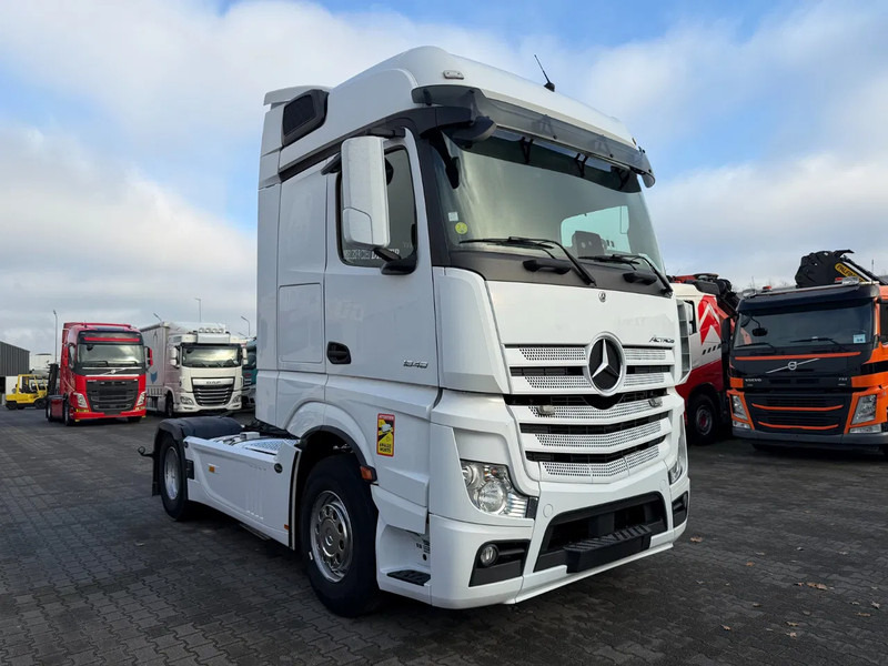 Mercedes-Benz Actros 1848 Big space Retarder Euro 6 - Cap tractor: Foto 2 Mercedes-Benz Actros 1848 Big space Retarder Euro 6 - Cap tractor: Foto 2