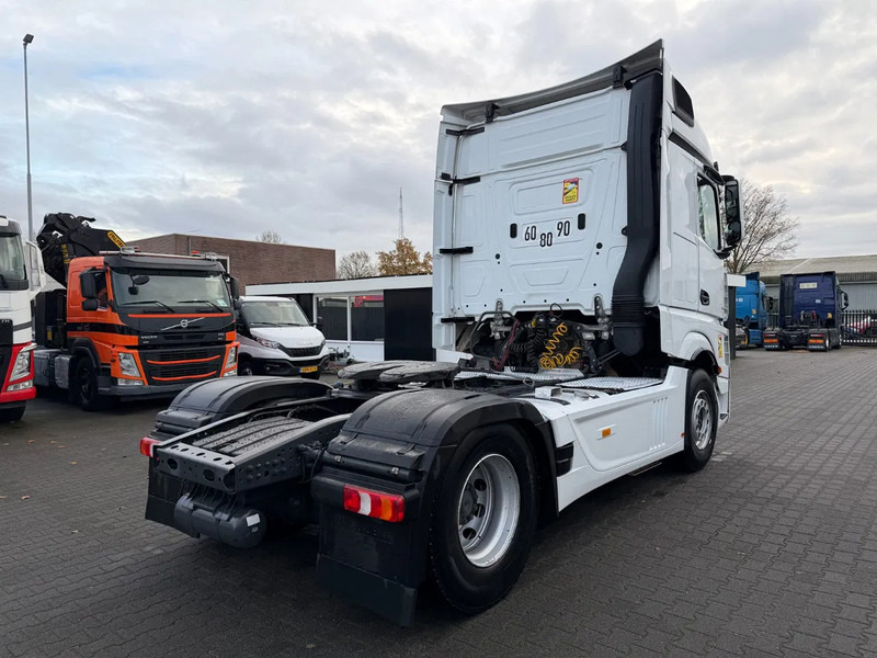 Mercedes-Benz Actros 1848 Big space Retarder Euro 6 - Cap tractor: Foto 4 Mercedes-Benz Actros 1848 Big space Retarder Euro 6 - Cap tractor: Foto 4