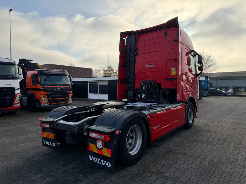 Volvo FH 460 Globetrotter Euro 6 - Cap tractor: Foto 4 Volvo FH 460 Globetrotter Euro 6 - Cap tractor: Foto 4