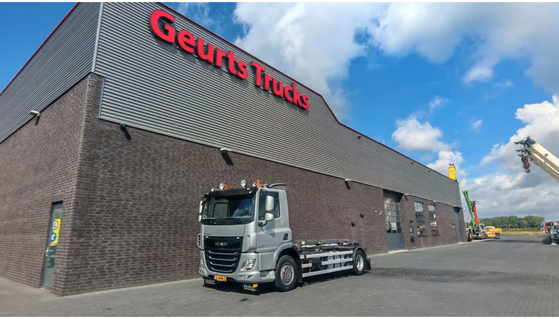 DAF CF 370 4x2 MET HTS 1425.5.130 KABELSYSTEEM 14 TON - Camion cu sistem de cablu: Foto 3 DAF CF 370 4x2 MET HTS 1425.5.130 KABELSYSTEEM 14 TON - Camion cu sistem de cablu: Foto 3