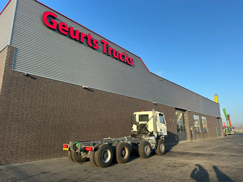 DAF CF 530 8X4 CHASSIS CAB SCHADE/UNFALL/DAMAGE - Camion şasiu: Foto 5 DAF CF 530 8X4 CHASSIS CAB SCHADE/UNFALL/DAMAGE - Camion şasiu: Foto 5