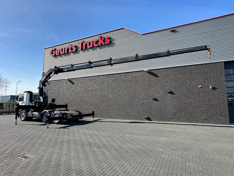 DAF CF 85 410 6X2 + HIAB 422EP-5 HIPRO TREKKER/SATTELZUG/TRACTOR UNIT/ CAMION - Camion cu macara: Foto 5 DAF CF 85 410 6X2 + HIAB 422EP-5 HIPRO TREKKER/SATTELZUG/TRACTOR UNIT/ CAMION - Camion cu macara: Foto 5