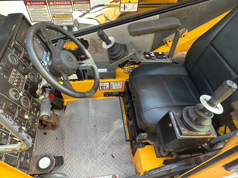 Macara pentru teren accidentat Grove RT890 E ROUGH TERRAIN CRANE, CE-markering: Foto 12 Macara pentru teren accidentat Grove RT890 E ROUGH TERRAIN CRANE, CE-markering: Foto 12