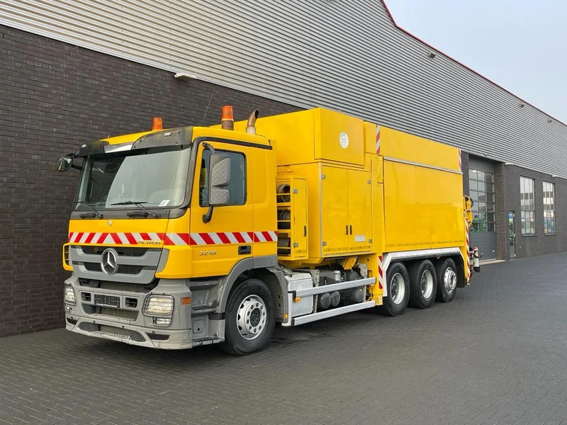 Mercedes-Benz Actros 3248 8X4 TRIDEM MTS DINO 12 SAUGBAGGER/SUCTIONEXAVATOR/GRONDZUIGER - Maşină pentru vidanjări: Foto 2 Mercedes-Benz Actros 3248 8X4 TRIDEM MTS DINO 12 SAUGBAGGER/SUCTIONEXAVATOR/GRONDZUIGER - Maşină pentru vidanjări: Foto 2