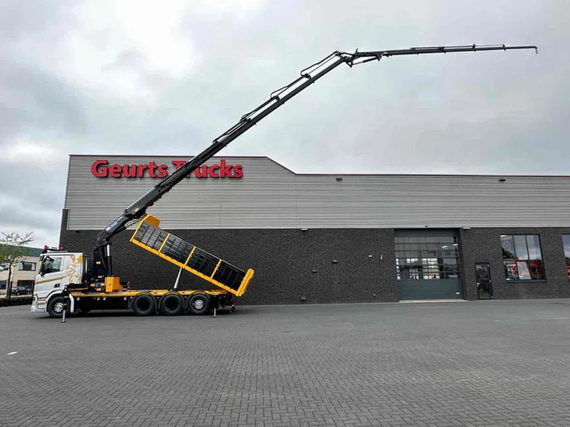 Scania R530 V8 NGS 8X4 TRIDEM MET HYVA 2Z KIPPER + HMF 5020-K6 + JIB FJ1000-K5 KRAAN/KRAN/CRANE/GRUA - Camion basculantă, Camion cu macara: Foto 1 Scania R530 V8 NGS 8X4 TRIDEM MET HYVA 2Z KIPPER + HMF 5020-K6 + JIB FJ1000-K5 KRAAN/KRAN/CRANE/GRUA - Camion basculantă, Camion cu macara: Foto 1