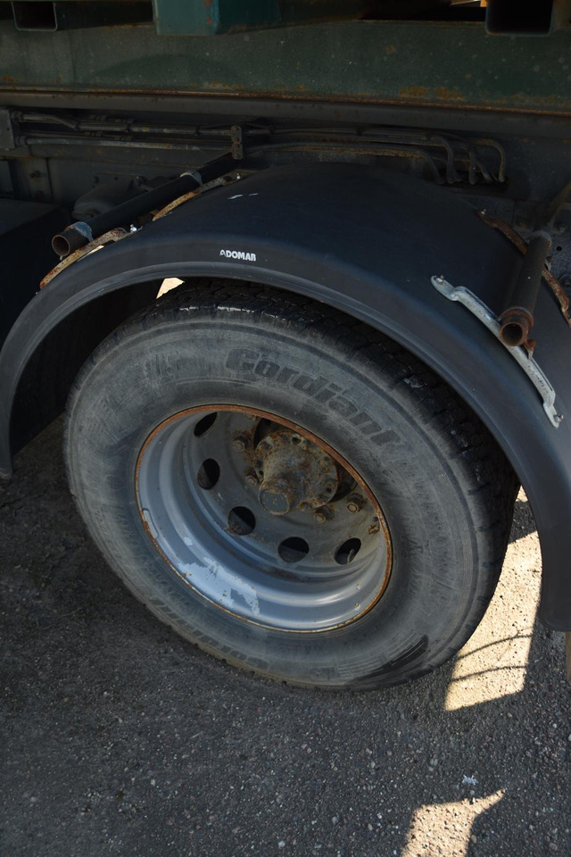 SCANIA P94 220 - Camion basculantă: Foto 2 SCANIA P94 220 - Camion basculantă: Foto 2