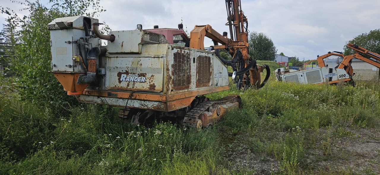 TAMROCK Ranger 500 - Masina de foraj orizontala: Foto 1 TAMROCK Ranger 500 - Masina de foraj orizontala: Foto 1