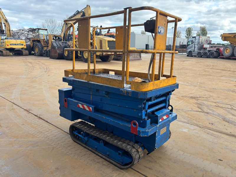 Aichi RV042 - Platforma foarfeca: Foto 5 Aichi RV042 - Platforma foarfeca: Foto 5