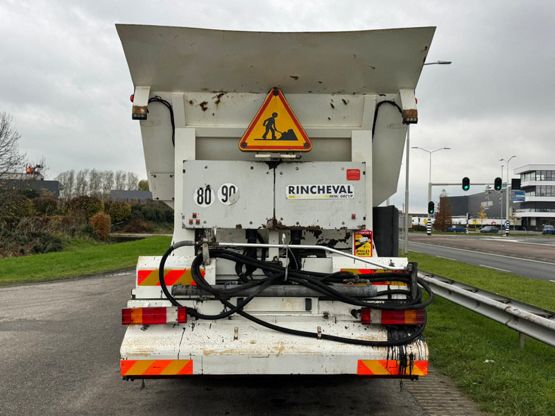 MERCEDESBENZ Axor 2533 6x2x4 Rincheval Bitumensprayer / chip spreader - Camion: Foto 4 MERCEDESBENZ Axor 2533 6x2x4 Rincheval Bitumensprayer / chip spreader - Camion: Foto 4