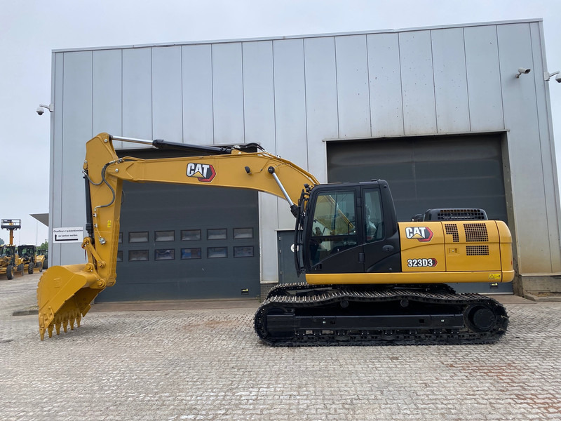 Caterpillar 323D3 - Excavator pe şenile: Foto 1 Caterpillar 323D3 - Excavator pe şenile: Foto 1