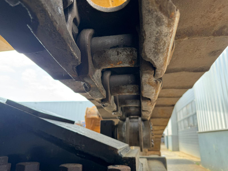 Excavator pe şenile Caterpillar 352F: Foto 15 Excavator pe şenile Caterpillar 352F: Foto 15