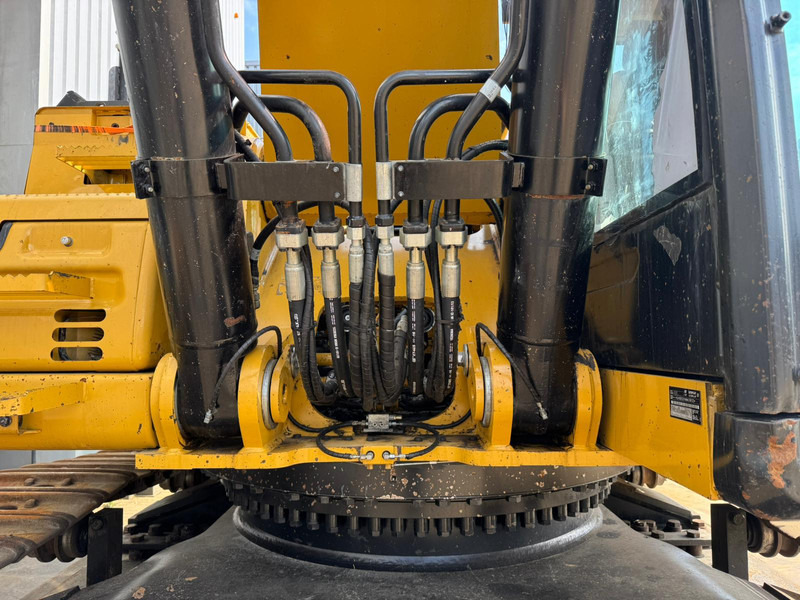 Excavator pe şenile Caterpillar 352F: Foto 17 Excavator pe şenile Caterpillar 352F: Foto 17