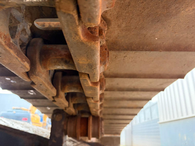 Excavator pe şenile Doosan DX225LC-7: Foto 18 Excavator pe şenile Doosan DX225LC-7: Foto 18