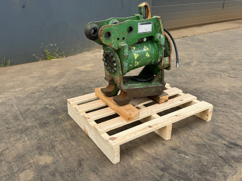 Powertilt Xtra Tilt CAT 302 - Cuplare rapidă: Foto 3 Powertilt Xtra Tilt CAT 302 - Cuplare rapidă: Foto 3