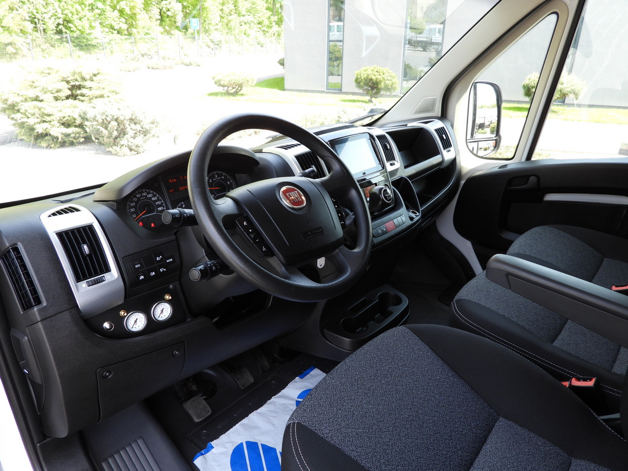 FIAT DUCATO TARPAULIN 10 PALLETS WEBASTO CRUISE CONTROL AIR CONDITIONING LED LIGHTS PNEUMATICS 160HP - Autoutilitară cu prelată: Foto 2 FIAT DUCATO TARPAULIN 10 PALLETS WEBASTO CRUISE CONTROL AIR CONDITIONING LED LIGHTS PNEUMATICS 160HP - Autoutilitară cu prelată: Foto 2