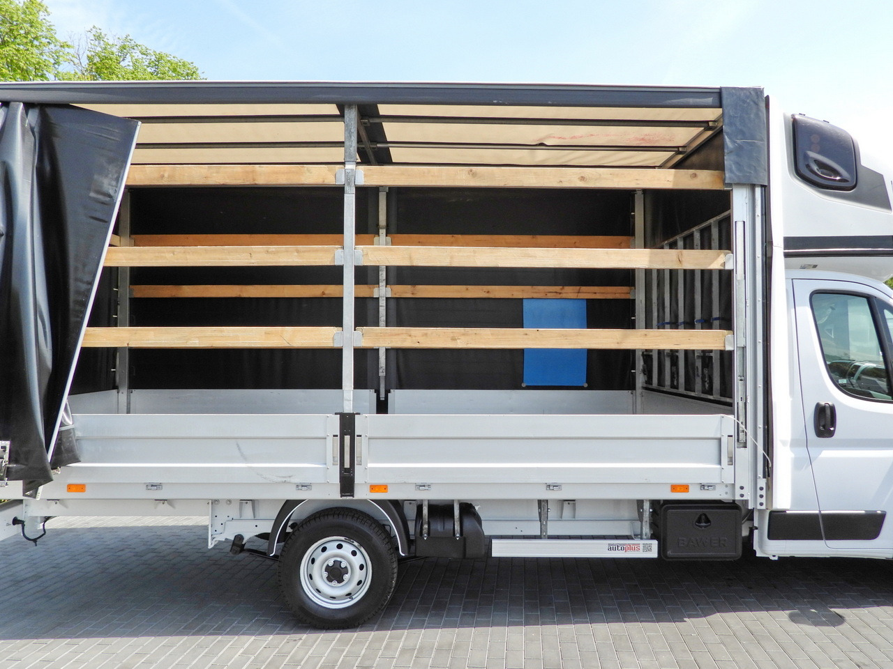 Autoutilitară cu prelată FIAT DUCATO TARPAULIN 10 PALLETS WEBASTO CRUISE CONTROL AIR CONDITIONING LED LIGHTS PNEUMATICS 160HP: Foto 27 Autoutilitară cu prelată FIAT DUCATO TARPAULIN 10 PALLETS WEBASTO CRUISE CONTROL AIR CONDITIONING LED LIGHTS PNEUMATICS 160HP: Foto 27