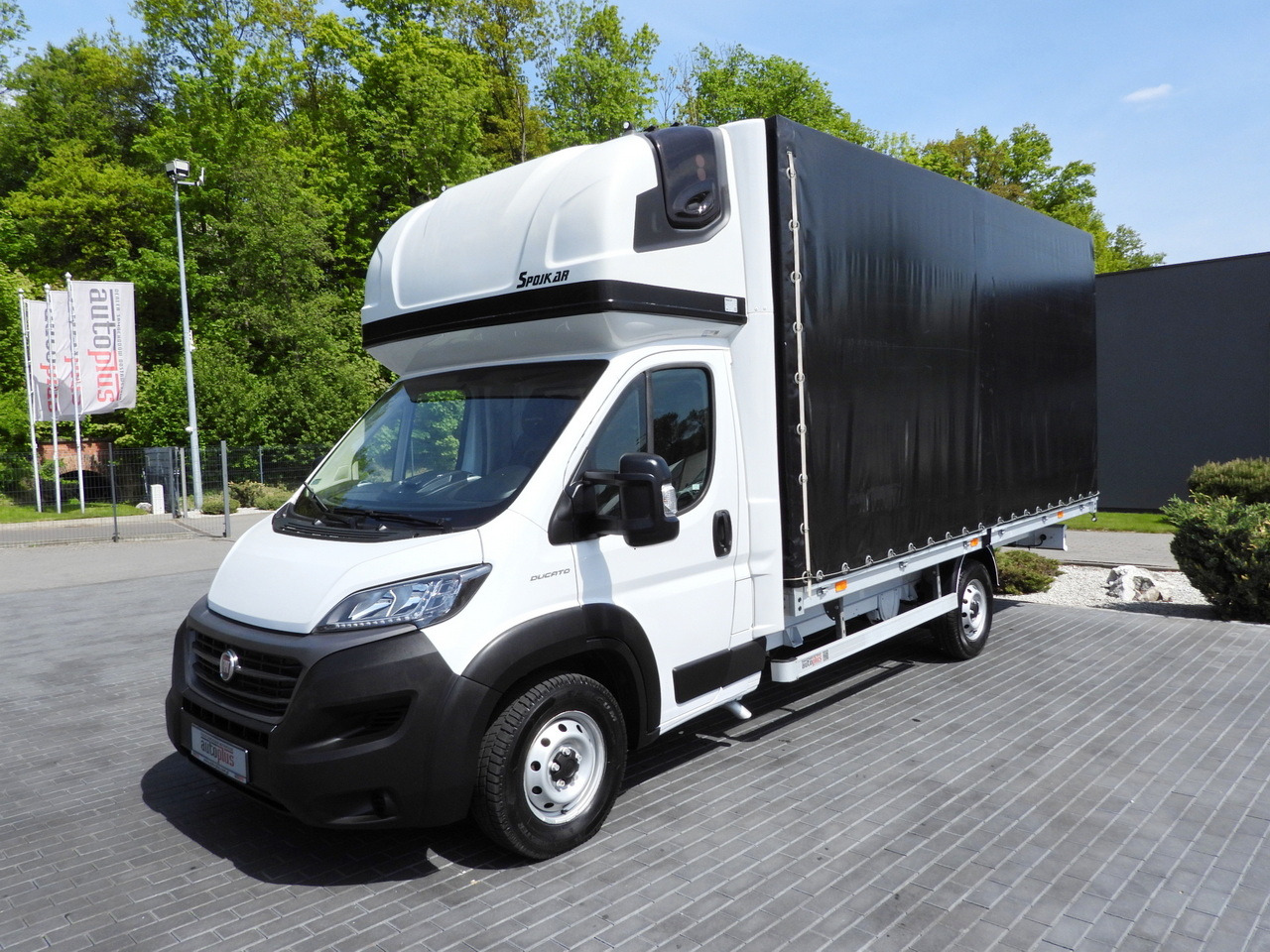 Autoutilitară cu prelată FIAT DUCATO TARPAULIN 10 PALLETS WEBASTO CRUISE CONTROL AIR CONDITIONING LED LIGHTS PNEUMATICS 160HP: Foto 6 Autoutilitară cu prelată FIAT DUCATO TARPAULIN 10 PALLETS WEBASTO CRUISE CONTROL AIR CONDITIONING LED LIGHTS PNEUMATICS 160HP: Foto 6
