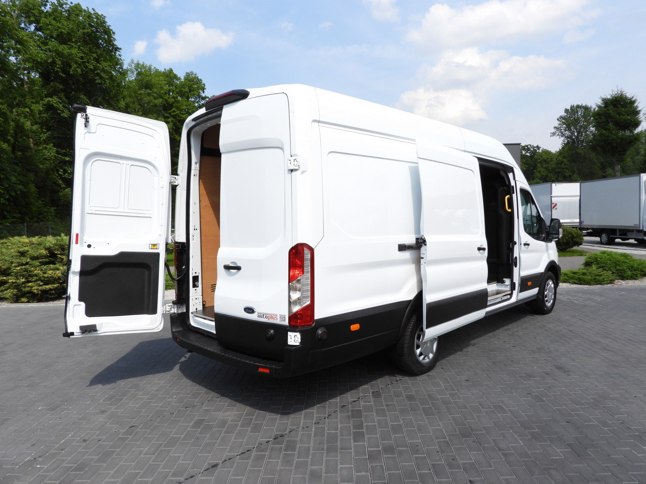 FORD TRANSIT VAN CRUISE CONTROL LED LIGHTS AIR CONDITIONING 130HP - Dubă: Foto 3 FORD TRANSIT VAN CRUISE CONTROL LED LIGHTS AIR CONDITIONING 130HP - Dubă: Foto 3