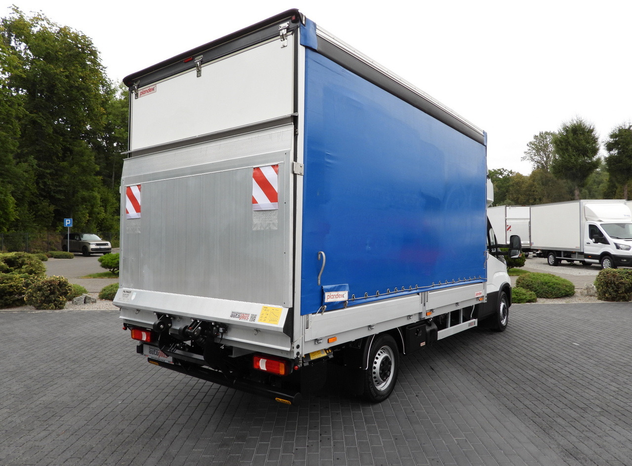 IVECO DAILY 35S18 TARPAULIN LIFT 8 PALLETS WEBASTO CRUISE CONTROL LED LIGHTS AIR CONDITIONING 180HP - Autoutilitară cu prelată: Foto 3 IVECO DAILY 35S18 TARPAULIN LIFT 8 PALLETS WEBASTO CRUISE CONTROL LED LIGHTS AIR CONDITIONING 180HP - Autoutilitară cu prelată: Foto 3