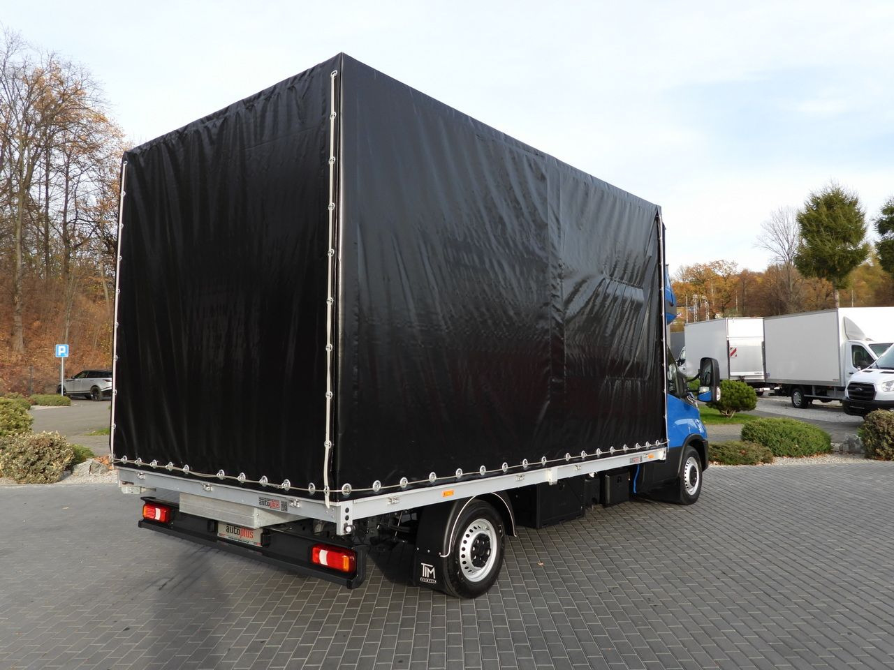 IVECO DAILY 35S21 TARPAULIN 10 PALLETS WEBASTO CRUISE CONTROL NAVIGATION LED LIGHTS AUTOMATIC TRANSMISSION HI-MATIC AIR CONDITIONING 210HP - Autoutilitară cu prelată: Foto 3 IVECO DAILY 35S21 TARPAULIN 10 PALLETS WEBASTO CRUISE CONTROL NAVIGATION LED LIGHTS AUTOMATIC TRANSMISSION HI-MATIC AIR CONDITIONING 210HP - Autoutilitară cu prelată: Foto 3