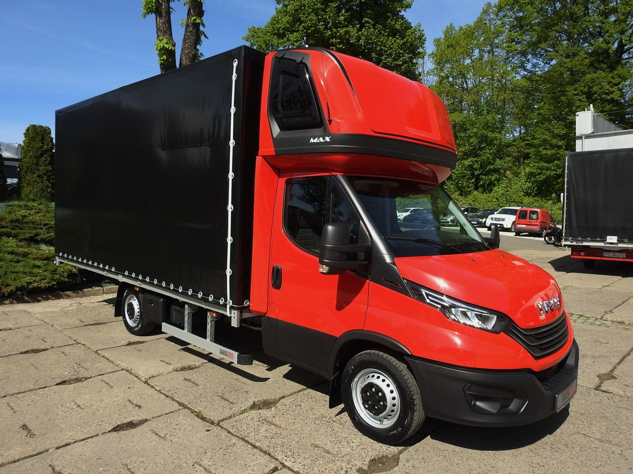 IVECO DAILY NEW TARPAULIN 10 PALLETS WEBASTO CRUISE CONTROL NAVIGATION AIR CONDITIONING LED LIGHTS 180HP - Autoutilitară cu prelată: Foto 4 IVECO DAILY NEW TARPAULIN 10 PALLETS WEBASTO CRUISE CONTROL NAVIGATION AIR CONDITIONING LED LIGHTS 180HP - Autoutilitară cu prelată: Foto 4