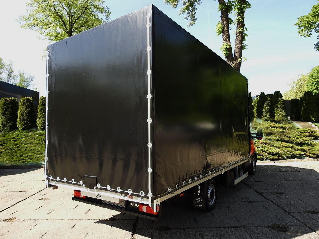 IVECO DAILY NEW TARPAULIN 10 PALLETS WEBASTO CRUISE CONTROL NAVIGATION AIR CONDITIONING LED LIGHTS 180HP - Autoutilitară cu prelată: Foto 3 IVECO DAILY NEW TARPAULIN 10 PALLETS WEBASTO CRUISE CONTROL NAVIGATION AIR CONDITIONING LED LIGHTS 180HP - Autoutilitară cu prelată: Foto 3