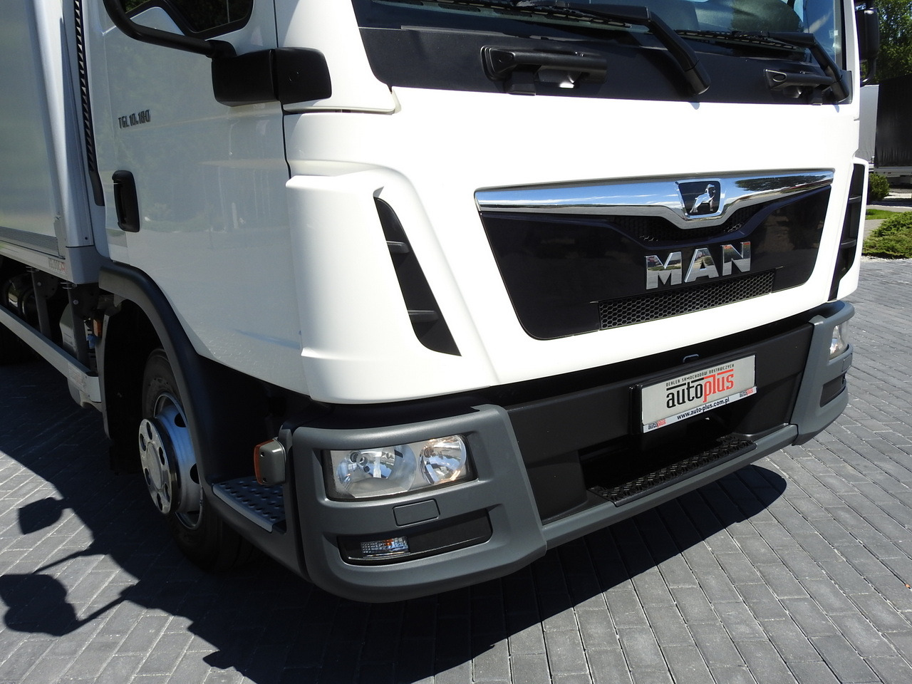 MAN TGL 10.180 REGRIGERATOR BOX -20*C 11 PALLETS POWER SUPPLY 230V AIR CONDITIONING PNEUMATICS TWIN WHEELS 180HP în leasing MAN TGL 10.180 REGRIGERATOR BOX -20*C 11 PALLETS POWER SUPPLY 230V AIR CONDITIONING PNEUMATICS TWIN WHEELS 180HP: Foto 19 MAN TGL 10.180 REGRIGERATOR BOX -20*C 11 PALLETS POWER SUPPLY 230V AIR CONDITIONING PNEUMATICS TWIN WHEELS 180HP în leasing MAN TGL 10.180 REGRIGERATOR BOX -20*C 11 PALLETS POWER SUPPLY 230V AIR CONDITIONING PNEUMATICS TWIN WHEELS 180HP: Foto 19