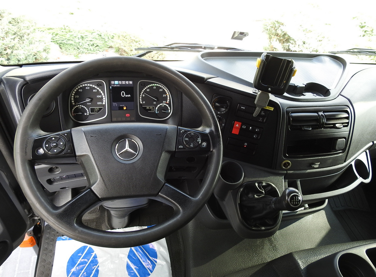 Camion cu prelată MERCEDES ATEGO 1221 TARPAULIN LIFT 16 PALLETS WEBASTO AIR CONDITIONING PNEUMATICS TWIN WHEELS 230HP: Foto 43 Camion cu prelată MERCEDES ATEGO 1221 TARPAULIN LIFT 16 PALLETS WEBASTO AIR CONDITIONING PNEUMATICS TWIN WHEELS 230HP: Foto 43