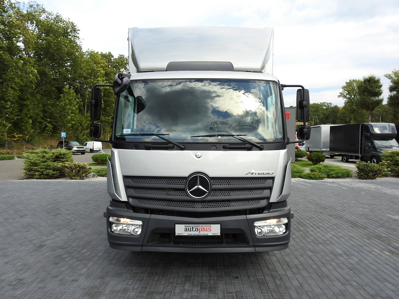 MERCEDES ATEGO 1221 TARPAULIN LIFT 16 PALLETS WEBASTO AIR CONDITIONING PNEUMATICS TWIN WHEELS 230HP - Camion cu prelată: Foto 5 MERCEDES ATEGO 1221 TARPAULIN LIFT 16 PALLETS WEBASTO AIR CONDITIONING PNEUMATICS TWIN WHEELS 230HP - Camion cu prelată: Foto 5